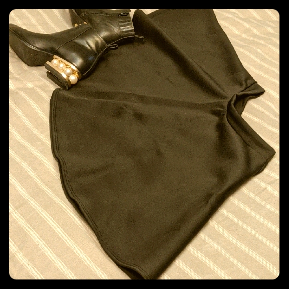 Black Circle Skirt Size Medium